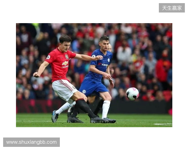 官方:马奎尔与曼联续约至2027年夏天,附带一年续约选项 官方:马奎尔与曼联续约至2027年夏天,附带一年续约选项