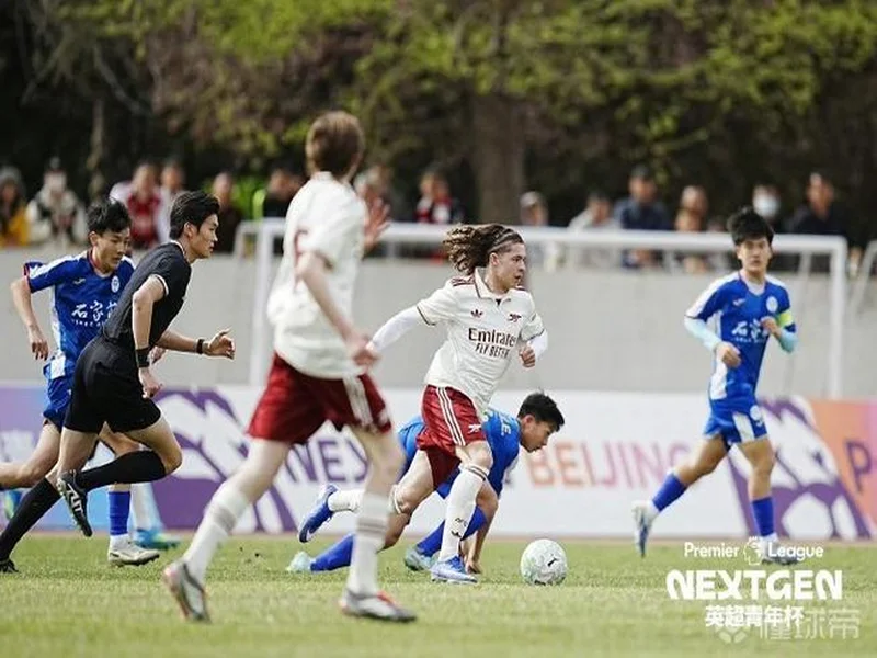 默特萨克:亚洲球员留洋未必要尽早;构建本土青训文化更重要